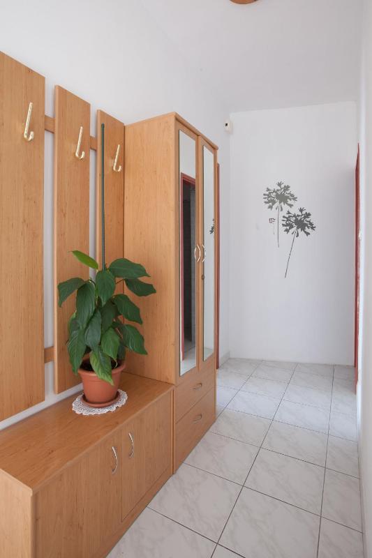 Apartments Dragan - image 9