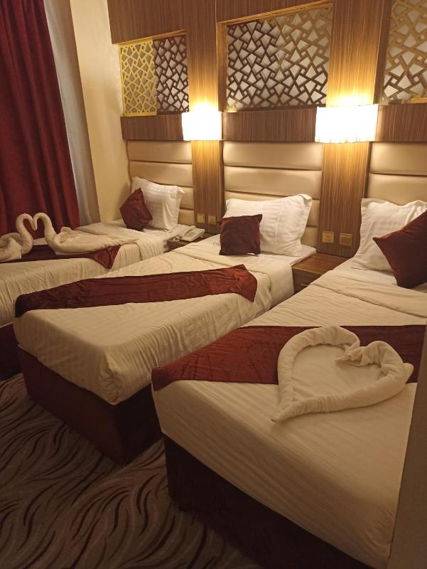 Two-Bedroom Suite image 3