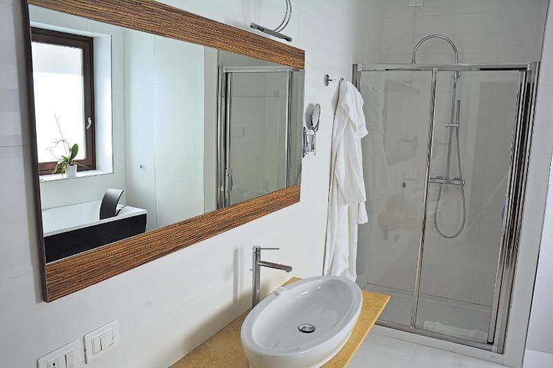 Double or Twin Room - Disability Access image 3