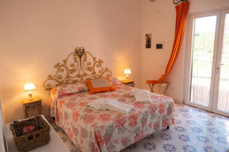 Villa Conchiglia blu con piscina - image 33