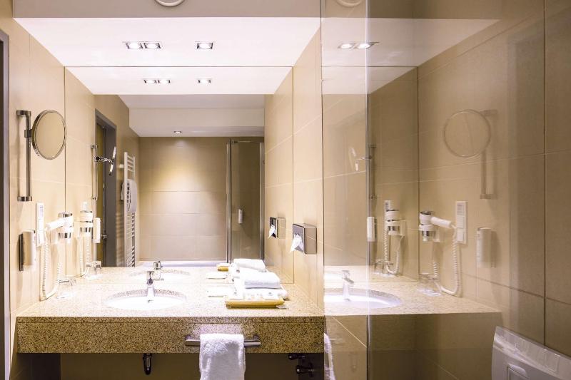 Individual Room image 2