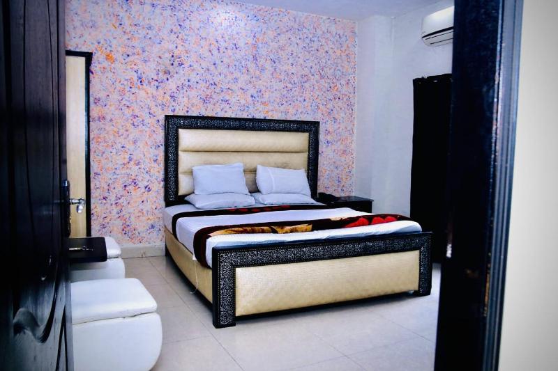 Deluxe Double Room image 1