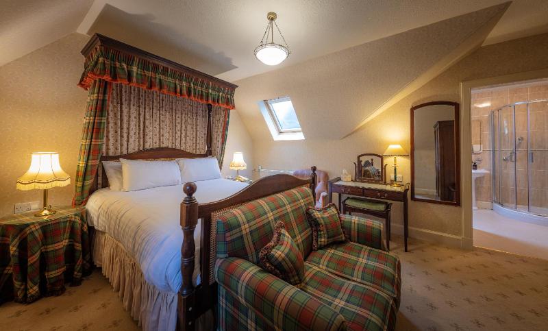 Standard Double Room image 4