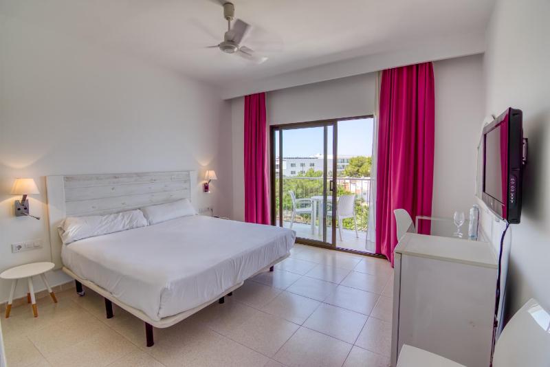 Hotel Playa Santandria Adults Only - image 9