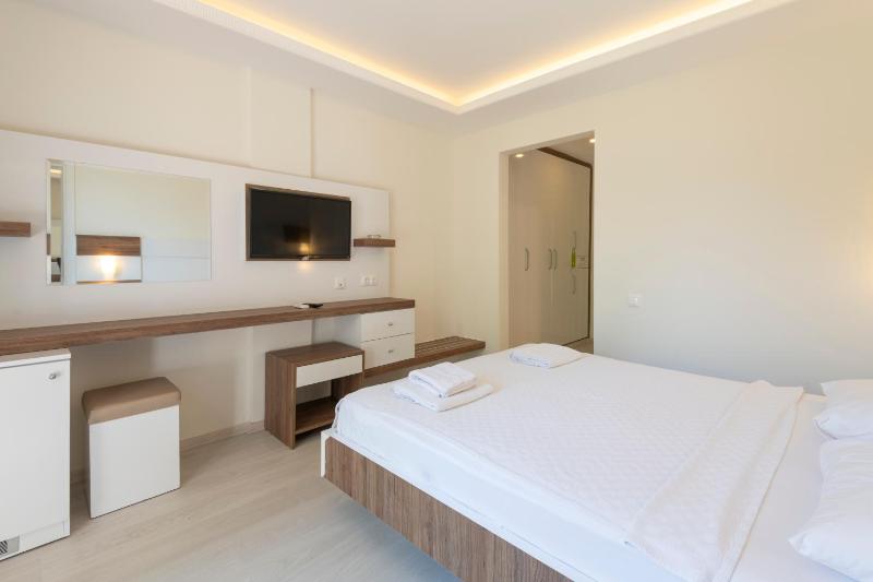 Soothe Hotel - image 30