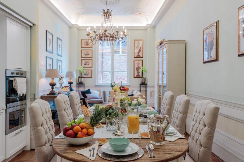 The Medieval Penthouse Indulge among History in a Luxury 5 Bedrooms Apartment - image 5