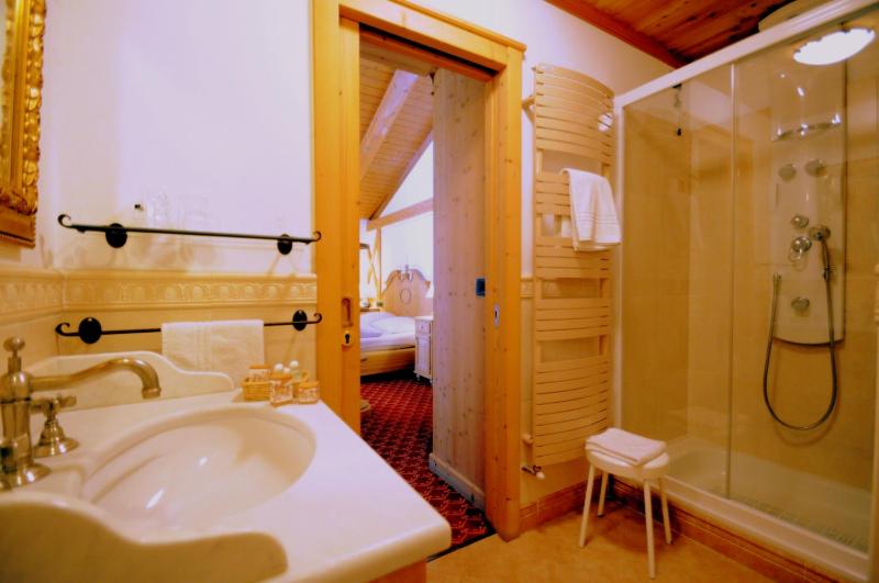 Double or Twin Room image 1