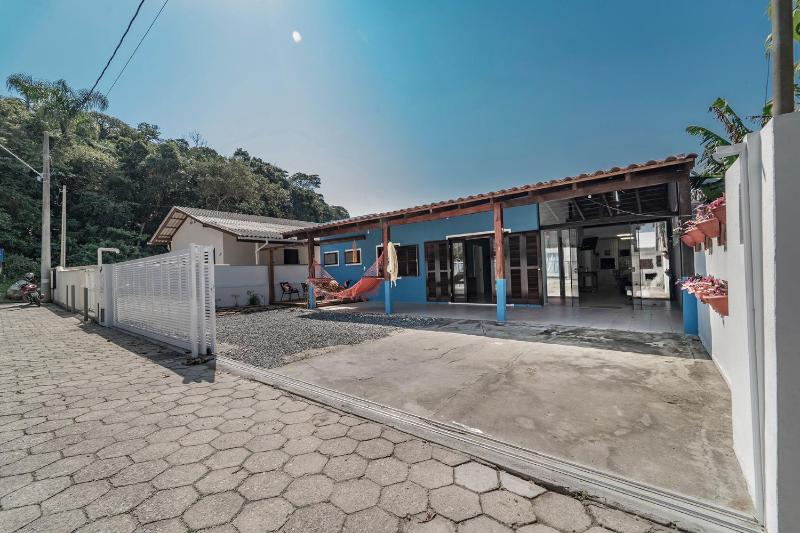 Casa na praia de Morrinhos Bombinhas para 10 pessoas Excelente localização - image 35