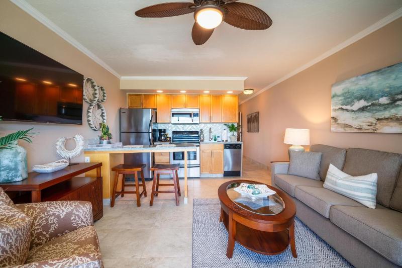 Kuleana 409 Oceanfront 1 bedroom 1 bath condo condo - image 26