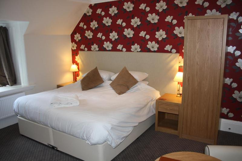 East Cliff Cottage Hotel - image 10