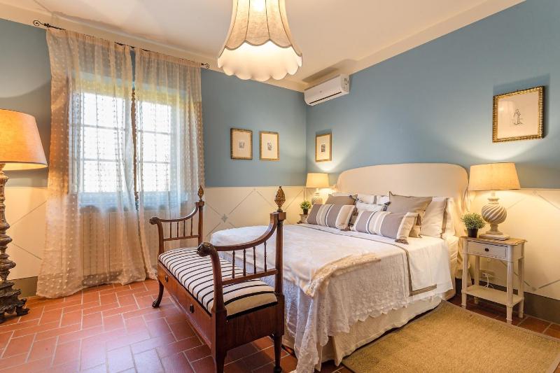 Villa Alberta Panoramic 4 Bedrooms Farmhouse with Private Pool in Lucca close to Town Centre - image 48