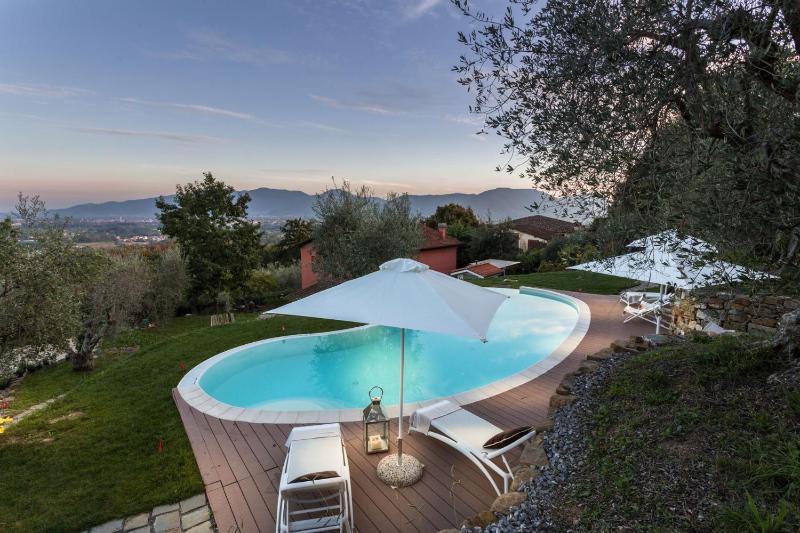 Villa Alberta Panoramic 4 Bedrooms Farmhouse with Private Pool in Lucca close to Town Centre - image 11