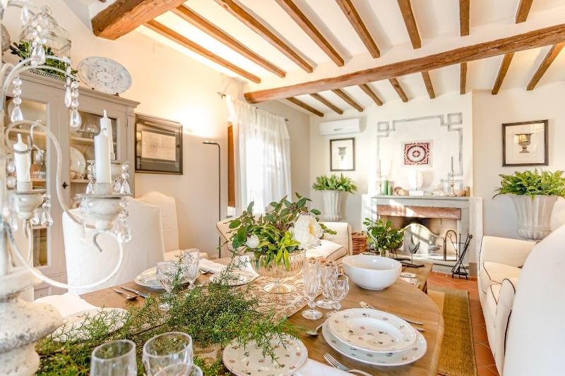 Villa Alberta Panoramic 4 Bedrooms Farmhouse with Private Pool in Lucca close to Town Centre - image 27