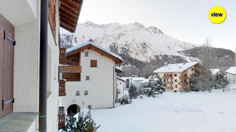 Apartment with Mountain View image 4