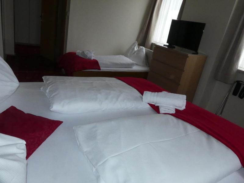 Triple Room image 3