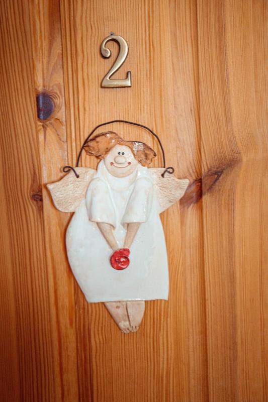 Twin Room image 2