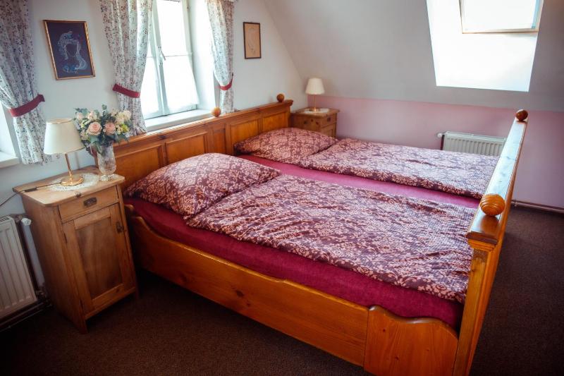Quadruple Room image 2