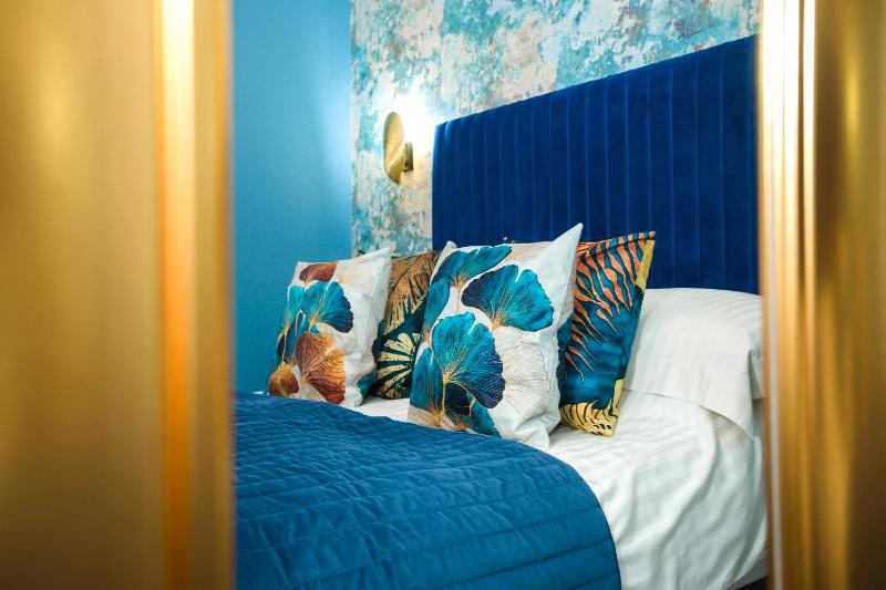 Double Room with Private Bathroom image 4