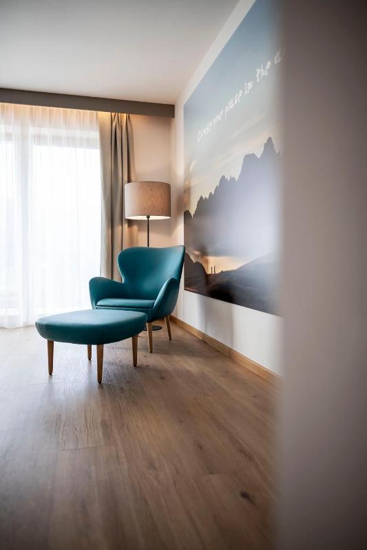 Superior Double Room image 3