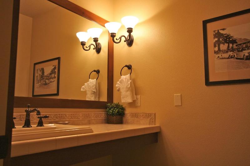 One-Bedroom Suite - Non-Smoking image 2