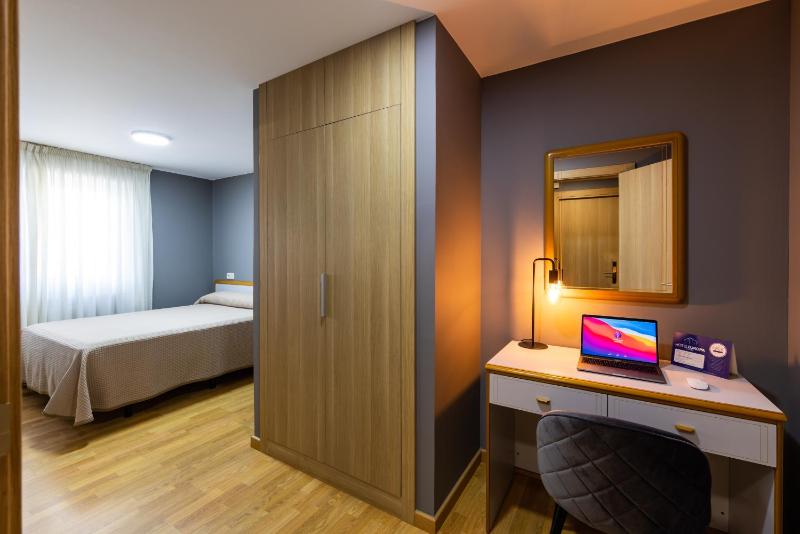 Double Room Single Use image 4