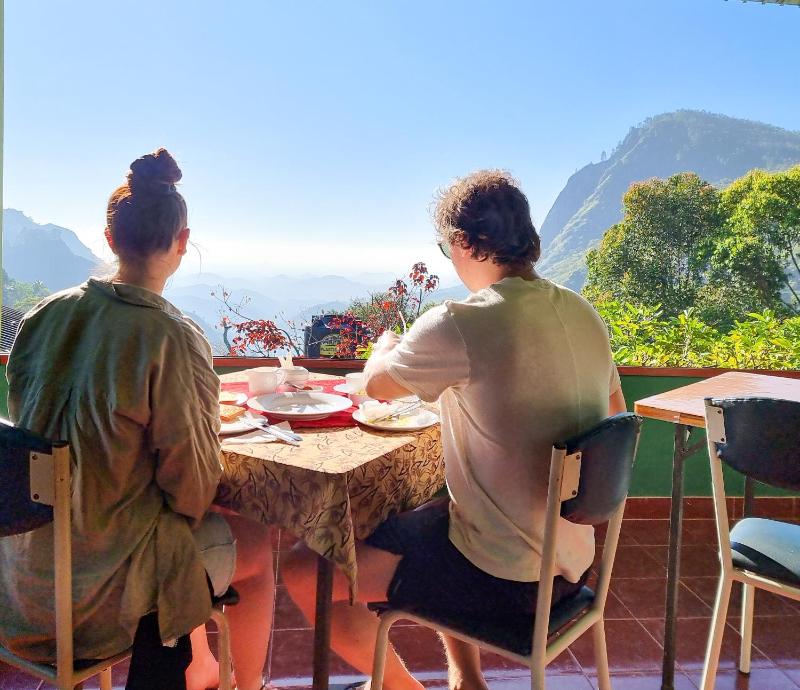 Hilltop Guest House - image 12