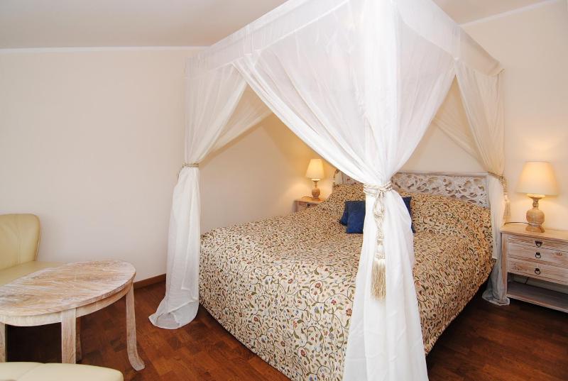Standard Double Room image 1