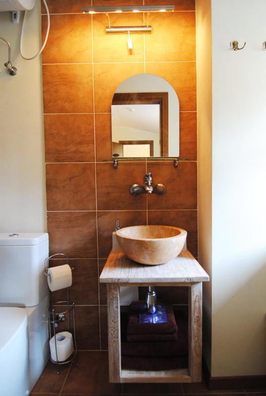Standard Double Room image 4