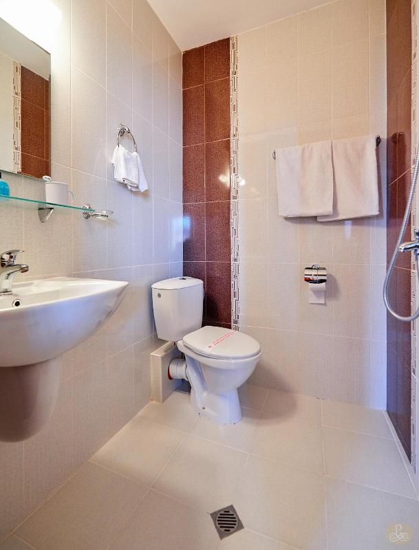 Deluxe Triple Room image 2