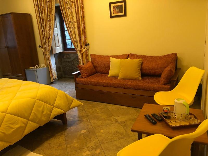 Double Room image 2
