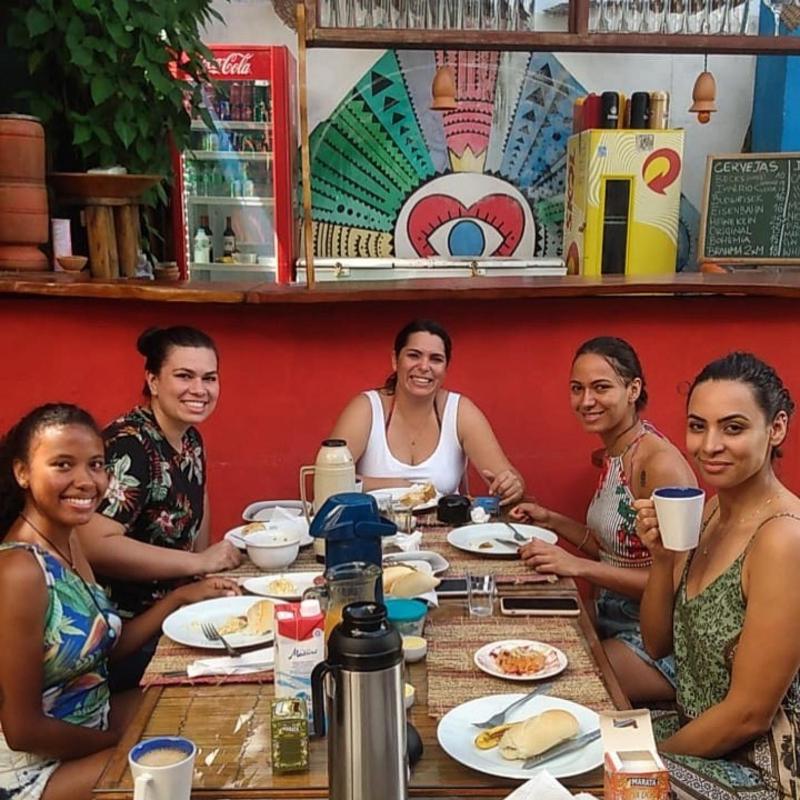 Mais Que Nada Itacaré - Hostel Bar & Breakfast - image 13