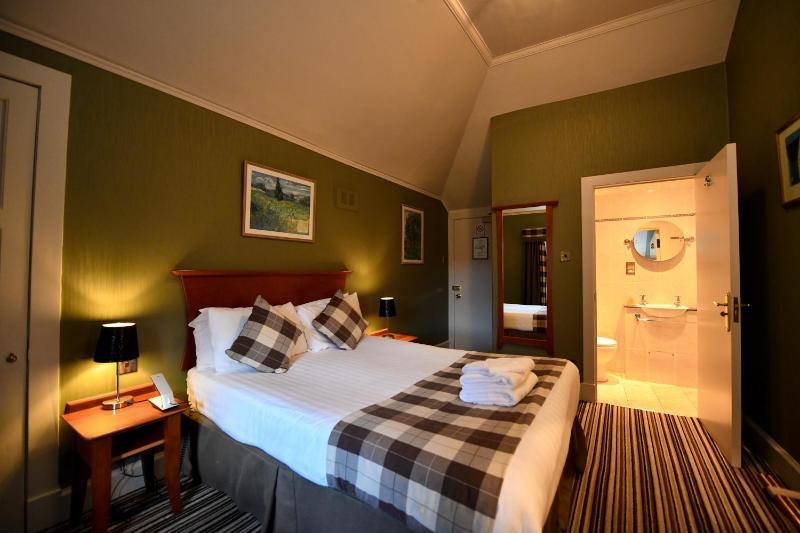 Cosy Double Room image 3