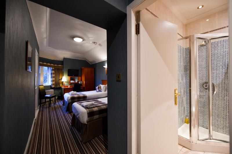 Cosy Twin Room image 4