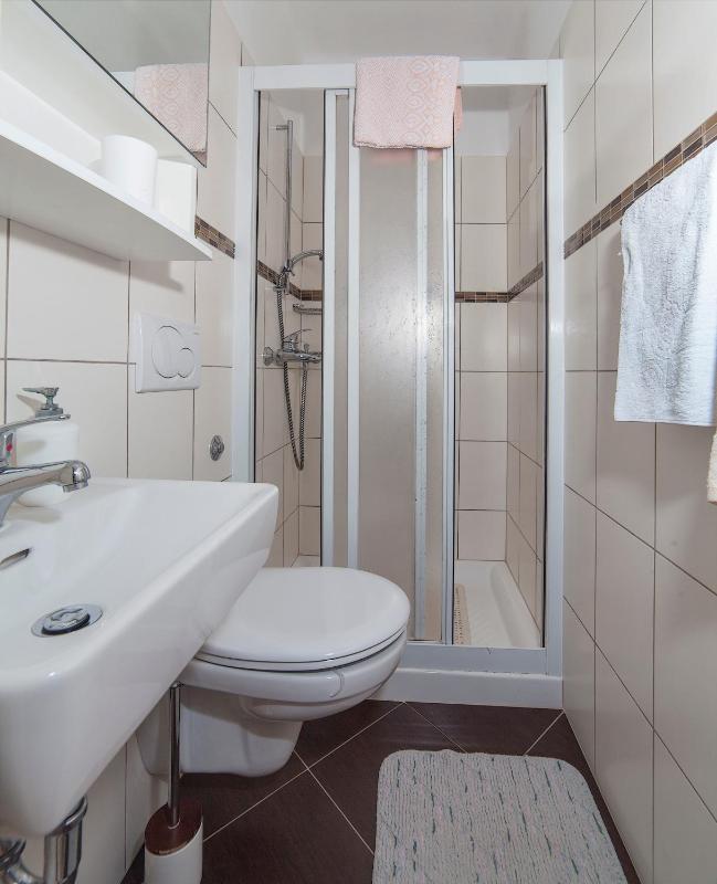 Triple Room with Sea View image 3