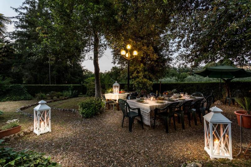 Villa Gattaiola Rewind In Style In a Renaissance Villa with Pool among the Vineyards in Lucca Property overview - image 3