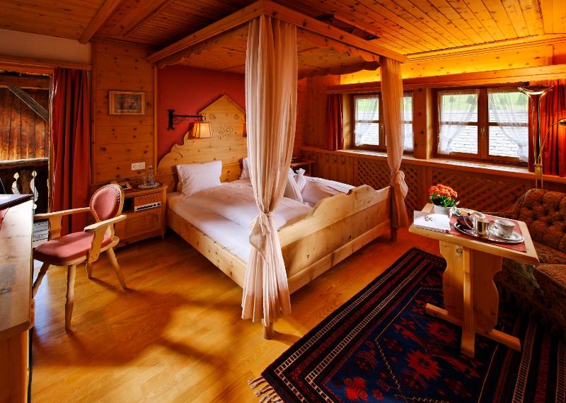 Standard Double Room image 1