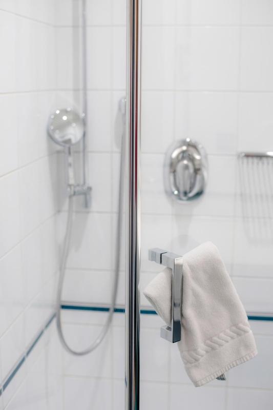 Standard Single Room image 2