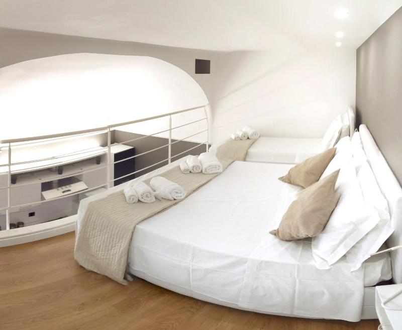 Two-Bedroom Apartment image 3
