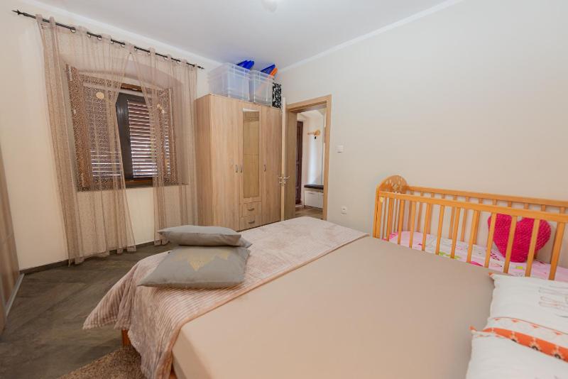 Sea Front 171 - image 7