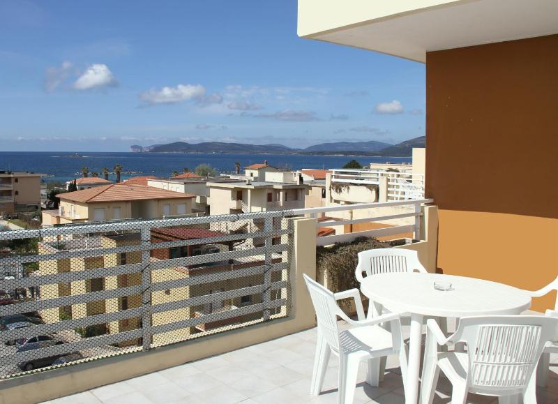 Apartment with Sea View image 4