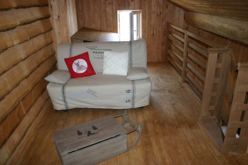 Family Room image 2
