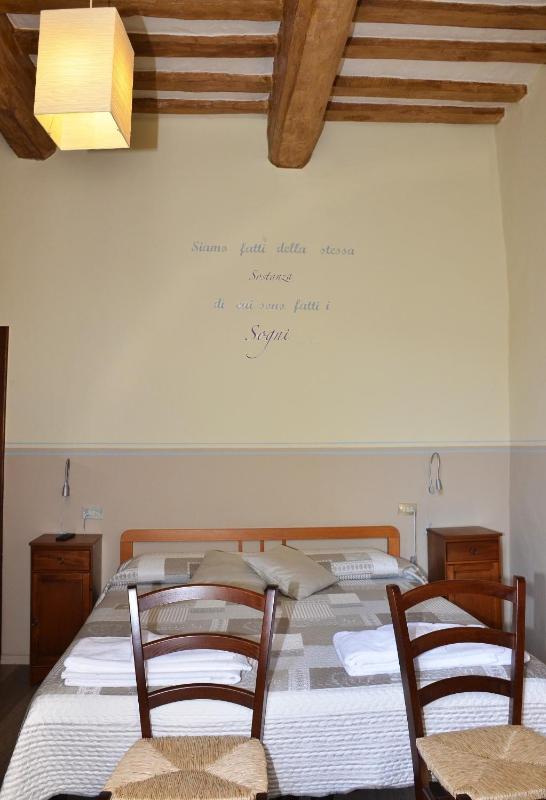 Double Room image 3