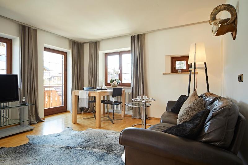 Apartment image 3
