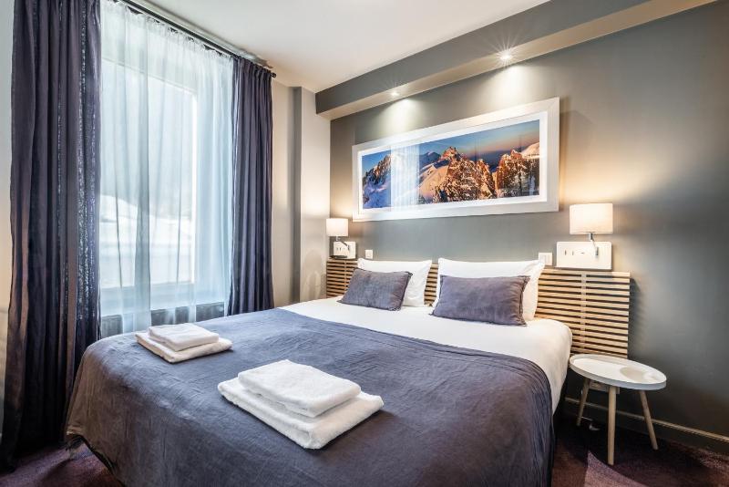 Standard Double Room image 1