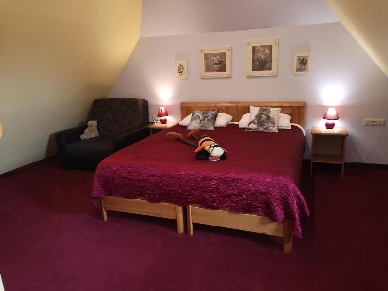 Double or Twin Room with Garden View image 1
