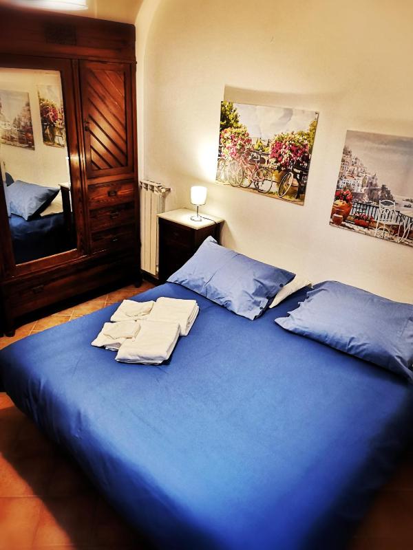 Florentine style apartment in San Frediano - image 14