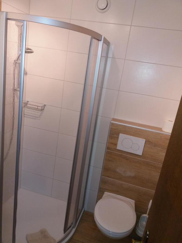 Double Room image 3