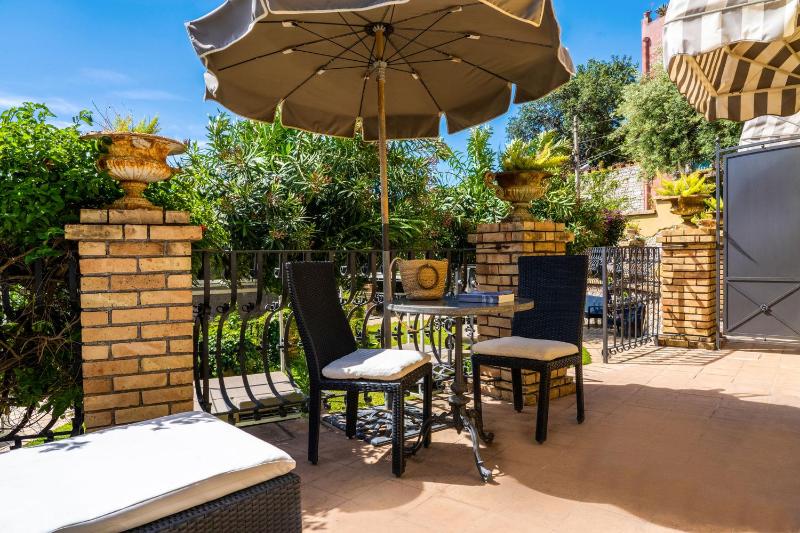 Hotel Villa Carlotta - image 30