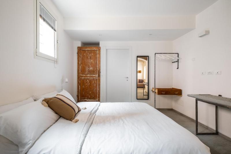 Apartment - Ground Floor image 4