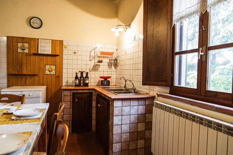 Five-Bedroom Apartment image 4